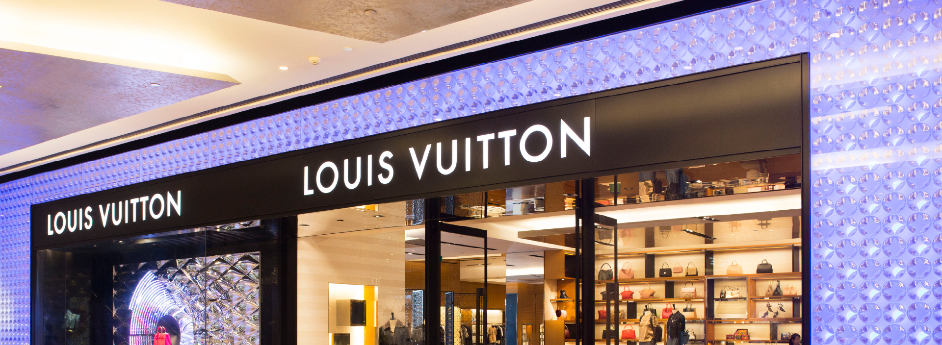 Louis Vuitton SoHo Store Chooses 1 SOUND Tower LCC44's and